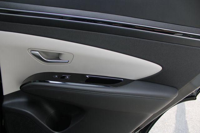 used 2024 Hyundai TUCSON Hybrid car, priced at $32,700