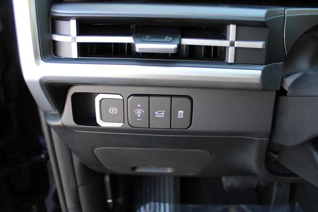 new 2026 Hyundai SANTA FE HEV car, priced at $38,639