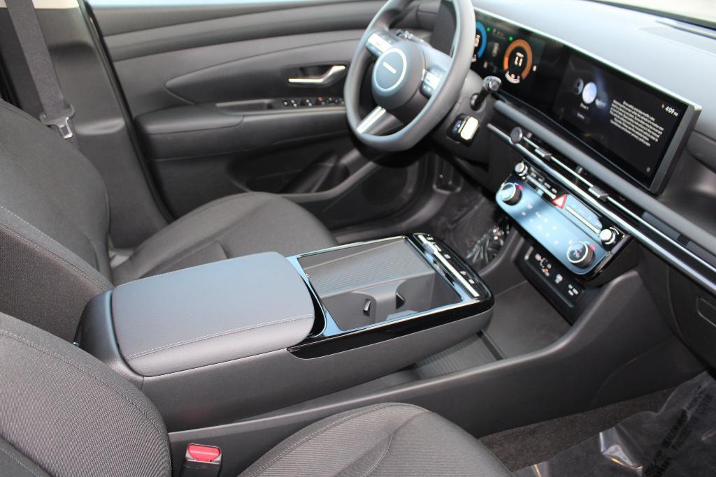 new 2026 Hyundai TUCSON Hybrid car, priced at $34,123