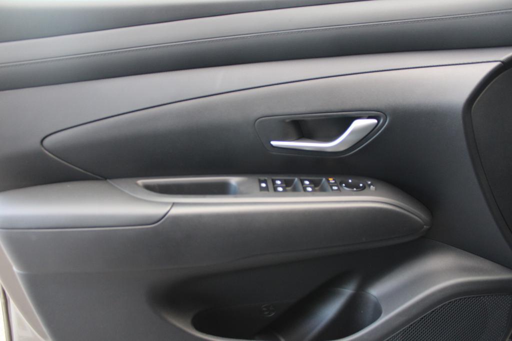 new 2026 Hyundai TUCSON Hybrid car, priced at $34,123