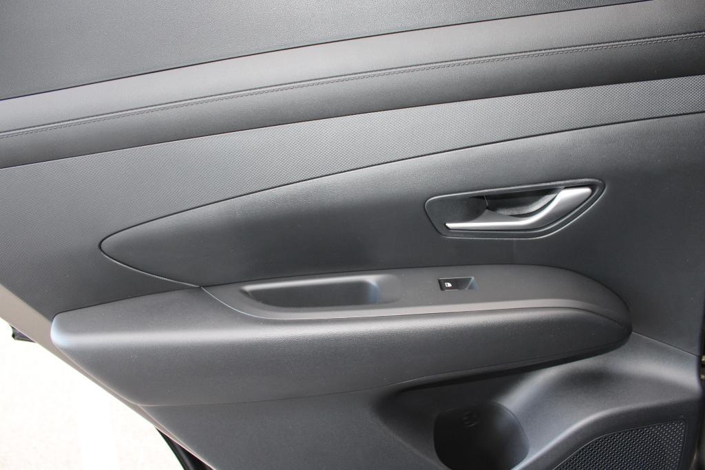 new 2026 Hyundai TUCSON Hybrid car, priced at $34,123