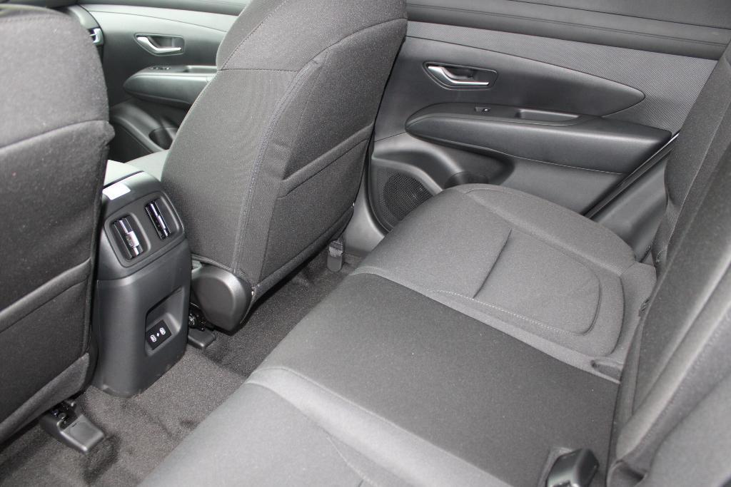 new 2026 Hyundai TUCSON Hybrid car, priced at $34,168