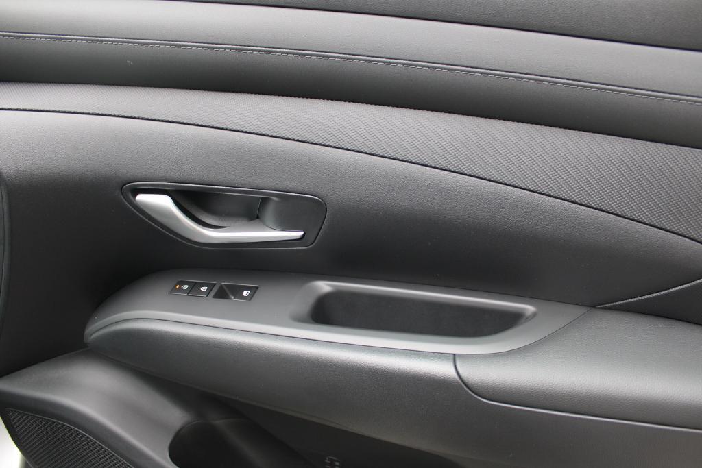 new 2026 Hyundai TUCSON Hybrid car, priced at $34,168