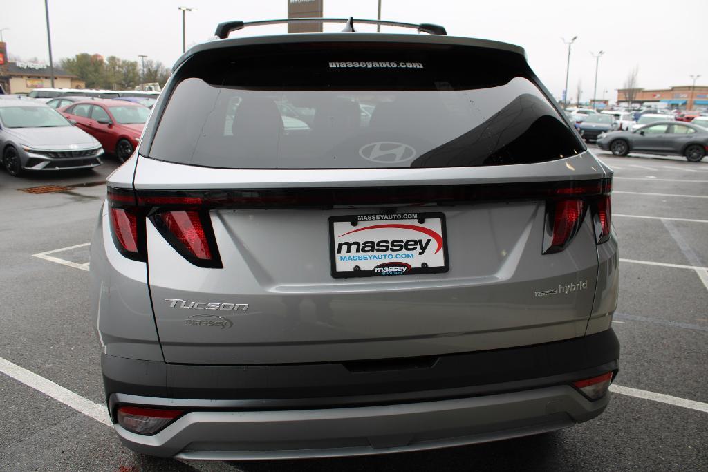 new 2026 Hyundai TUCSON Hybrid car, priced at $34,168