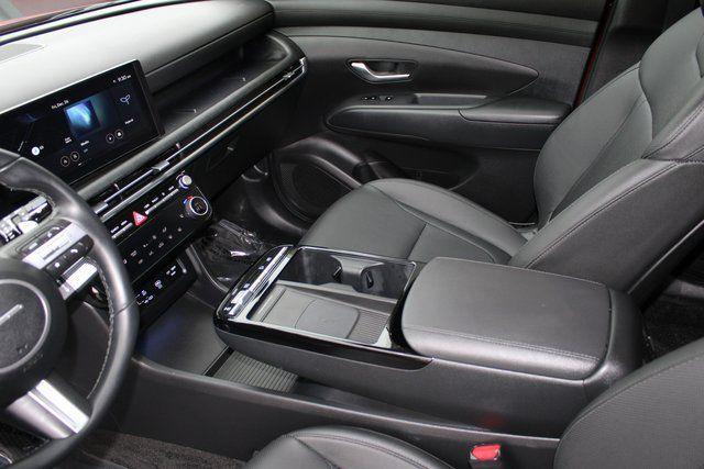 used 2025 Hyundai TUCSON Hybrid car, priced at $31,324