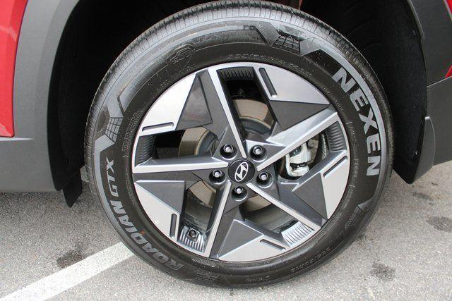 used 2025 Hyundai TUCSON Hybrid car, priced at $31,324