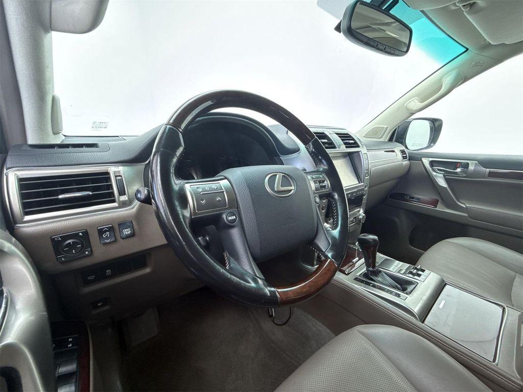 used 2019 Lexus GX 460 car, priced at $32,078