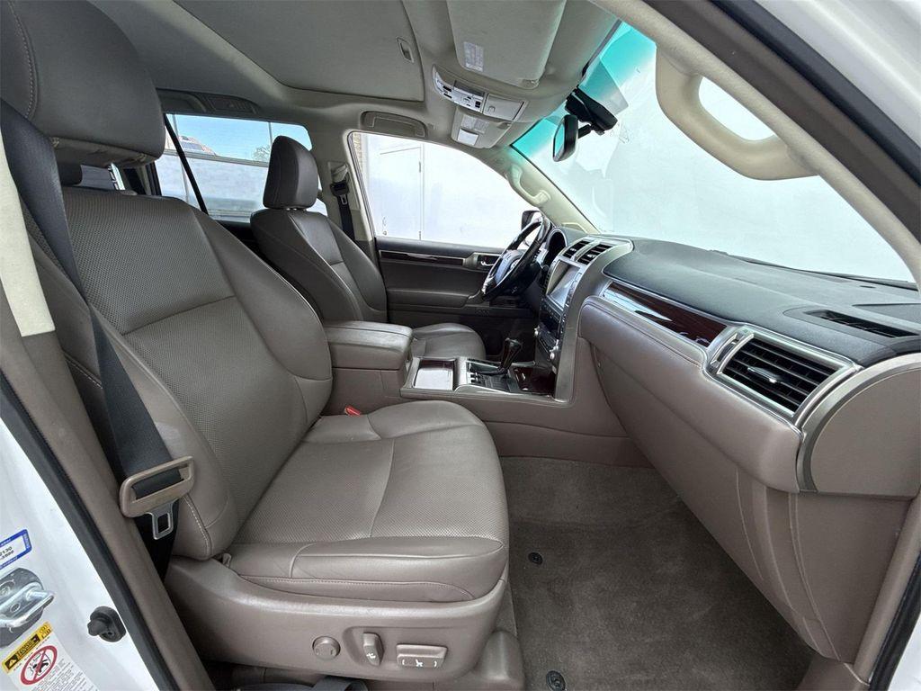 used 2019 Lexus GX 460 car, priced at $32,078