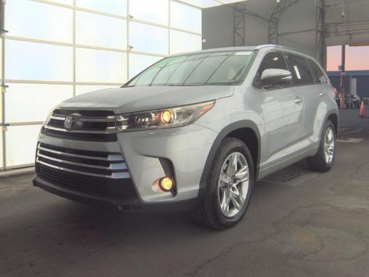 used 2018 Toyota Highlander car, priced at $22,588