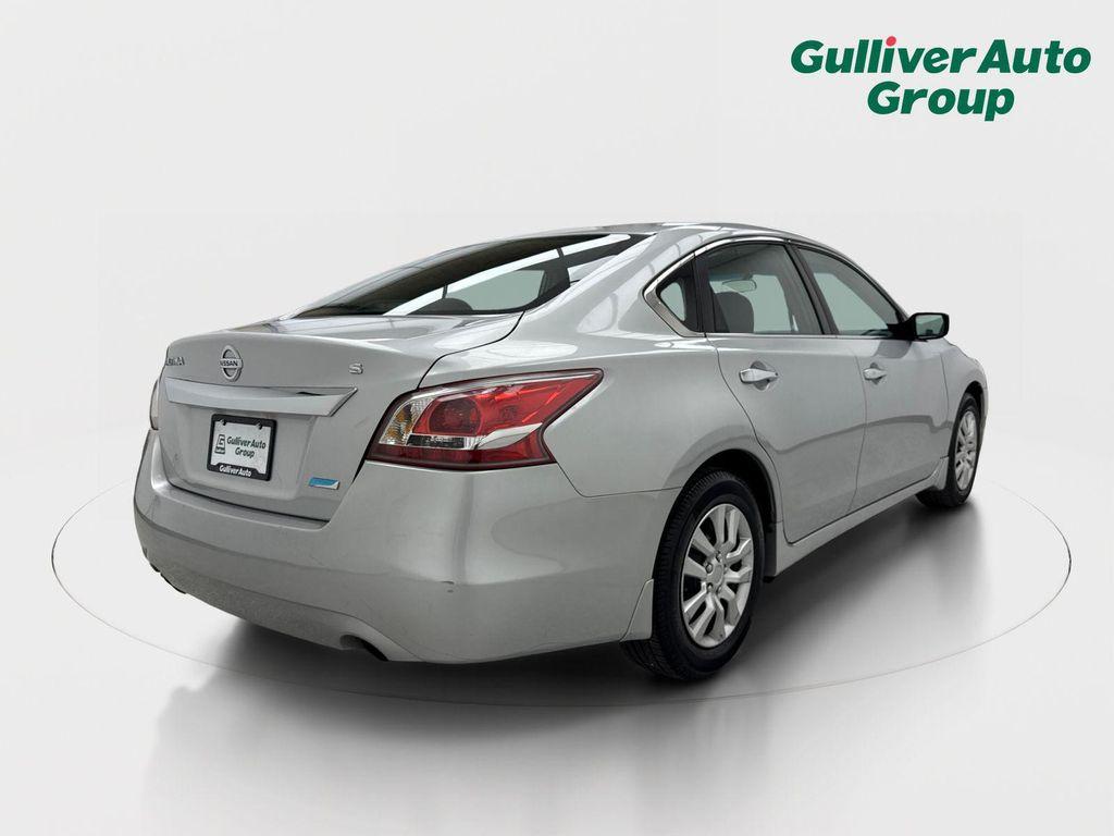 used 2013 Nissan Altima car, priced at $7,813