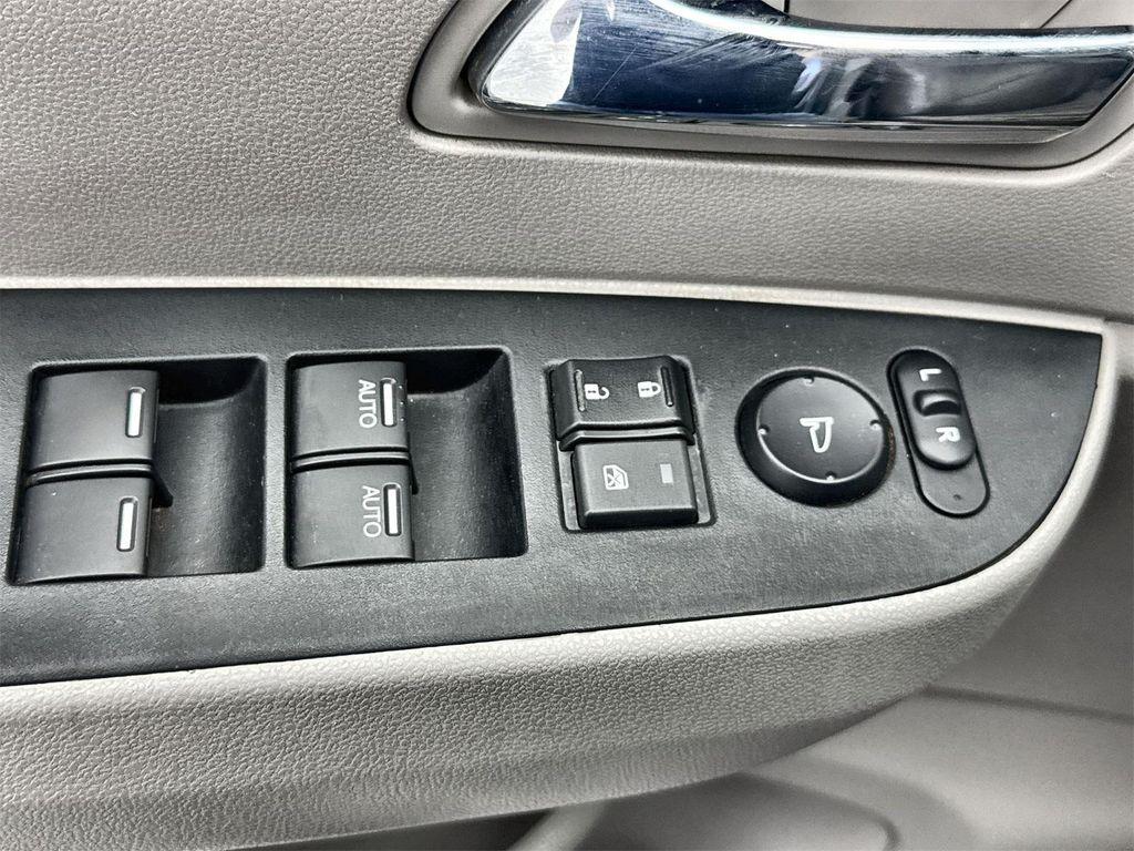 used 2017 Honda Odyssey car, priced at $16,098