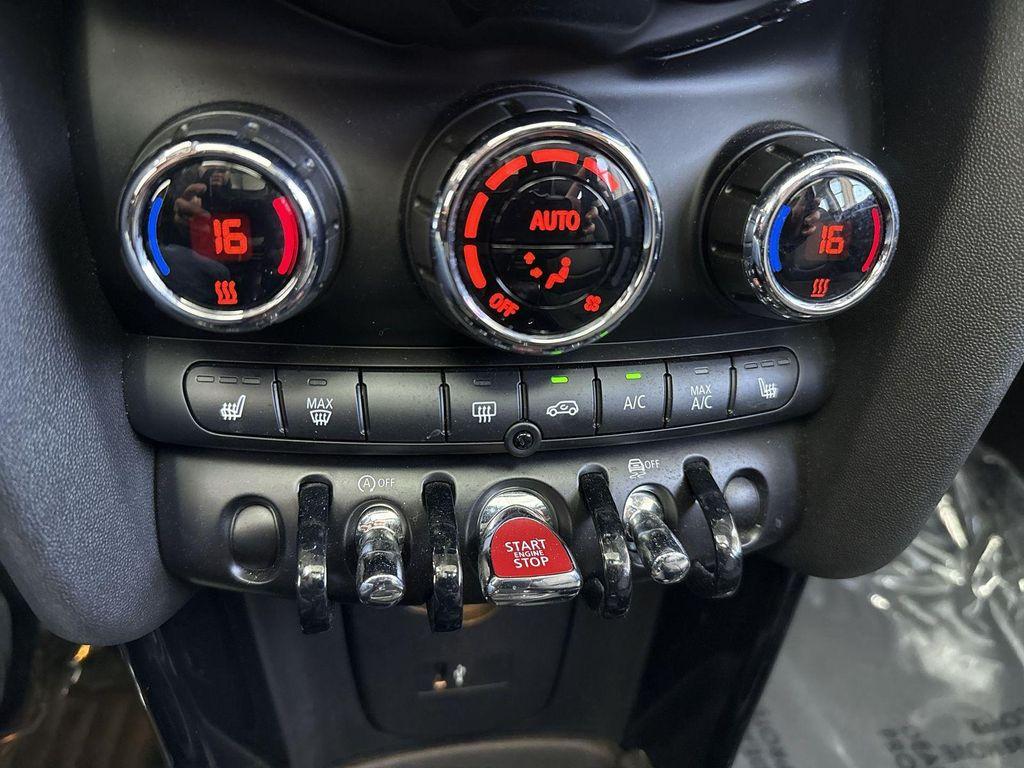 used 2022 MINI Hardtop car, priced at $18,348