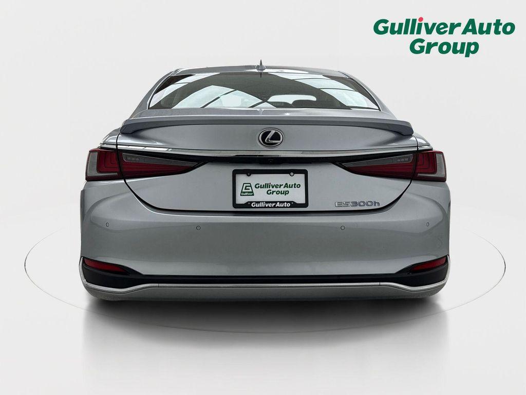 used 2022 Lexus ES 300h car, priced at $30,888