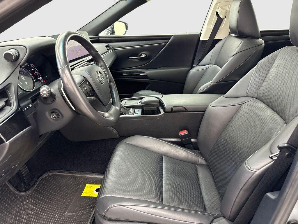 used 2022 Lexus ES 300h car, priced at $30,888