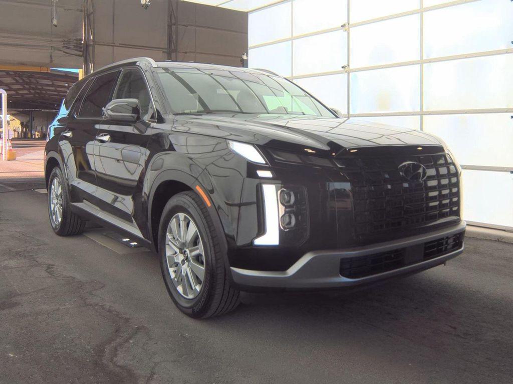 used 2024 Hyundai Palisade car, priced at $31,888