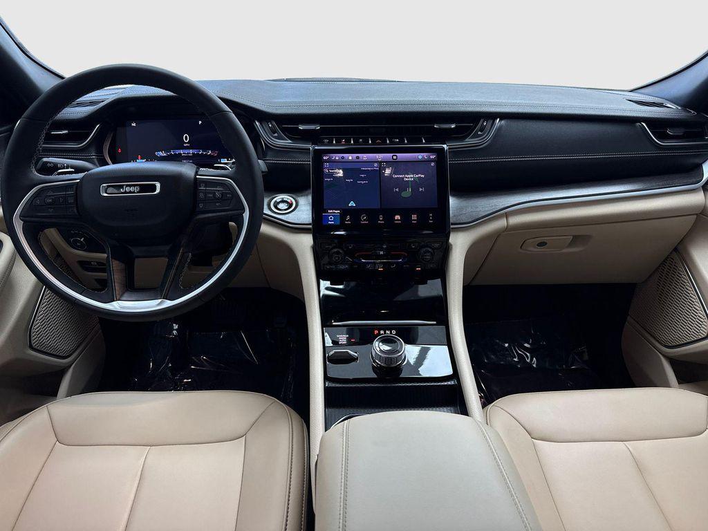 used 2025 Jeep Grand Cherokee car, priced at $36,778