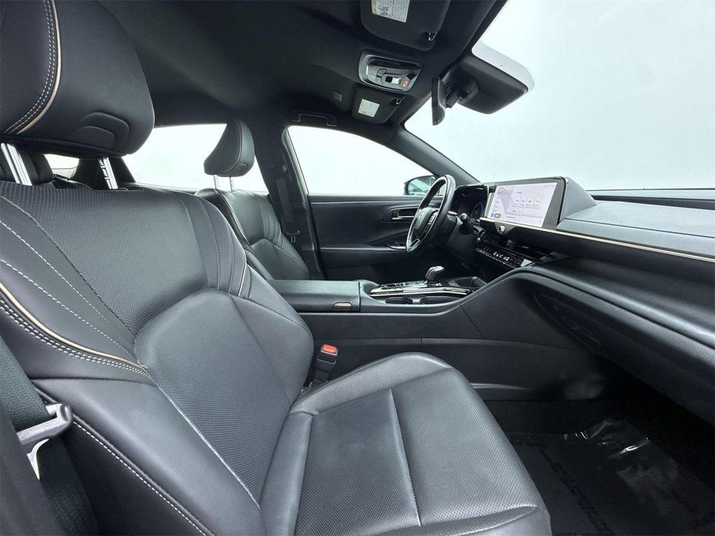 used 2025 Toyota Crown car, priced at $33,678