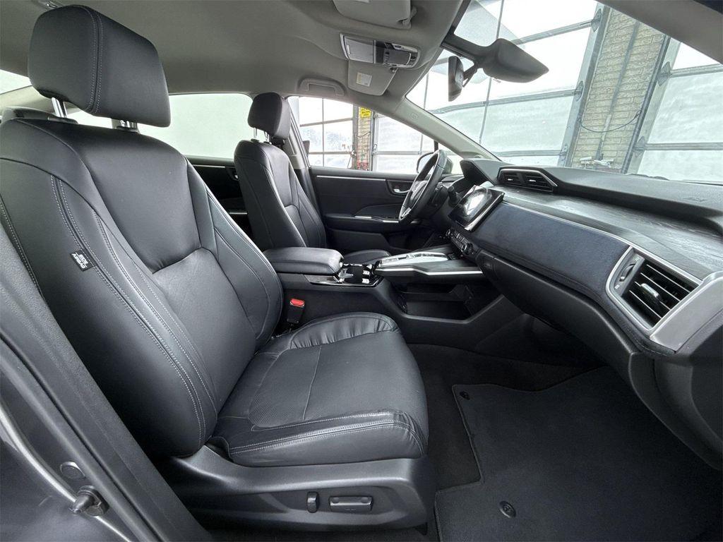 used 2018 Honda Clarity Plug-In Hybrid car, priced at $17,248