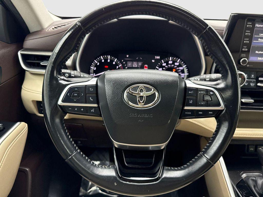 used 2021 Toyota Highlander car, priced at $25,588