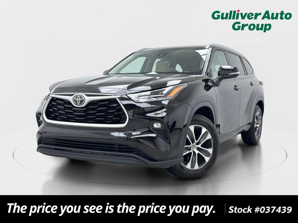 used 2021 Toyota Highlander car, priced at $25,588