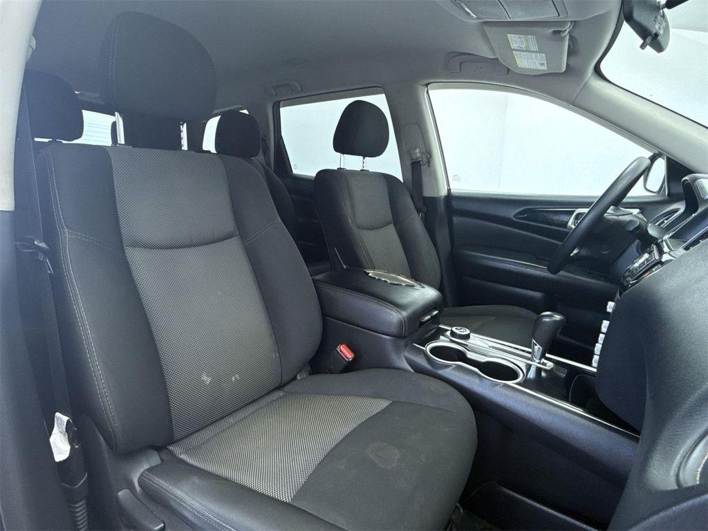 used 2020 Nissan Pathfinder car, priced at $15,618