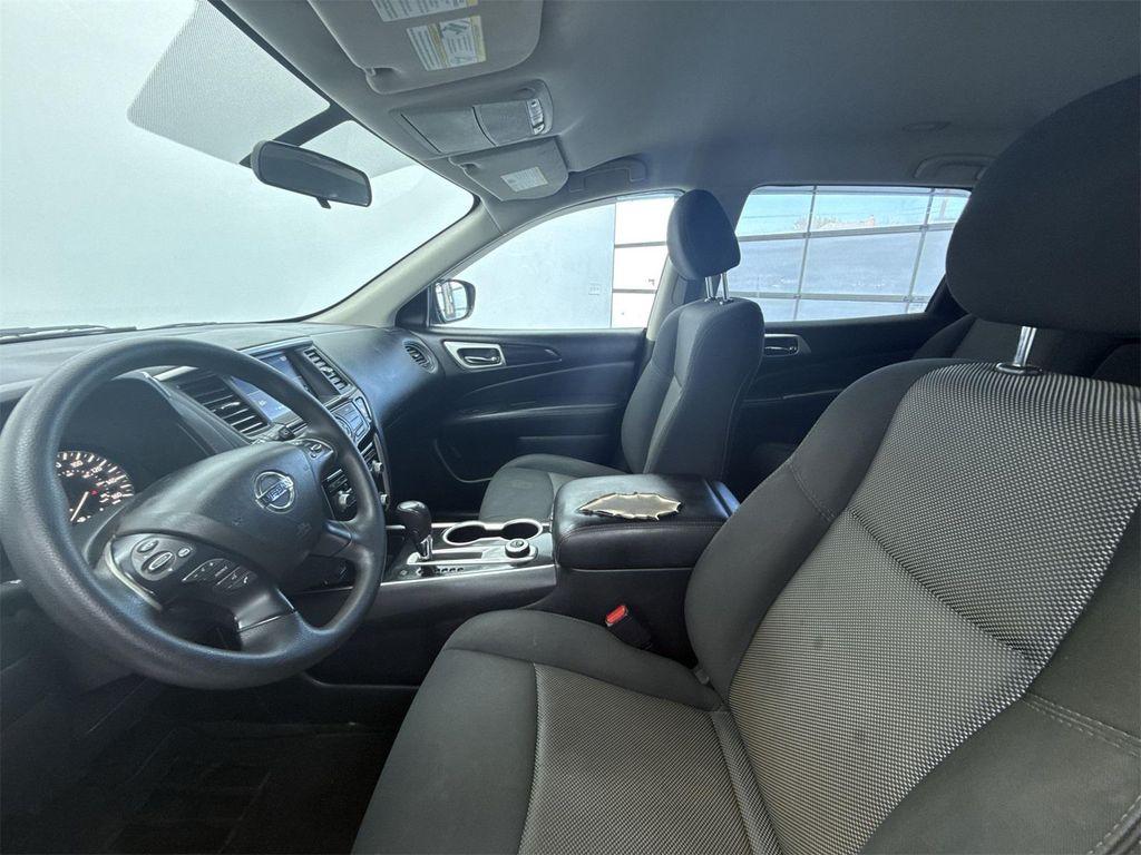 used 2020 Nissan Pathfinder car, priced at $15,618