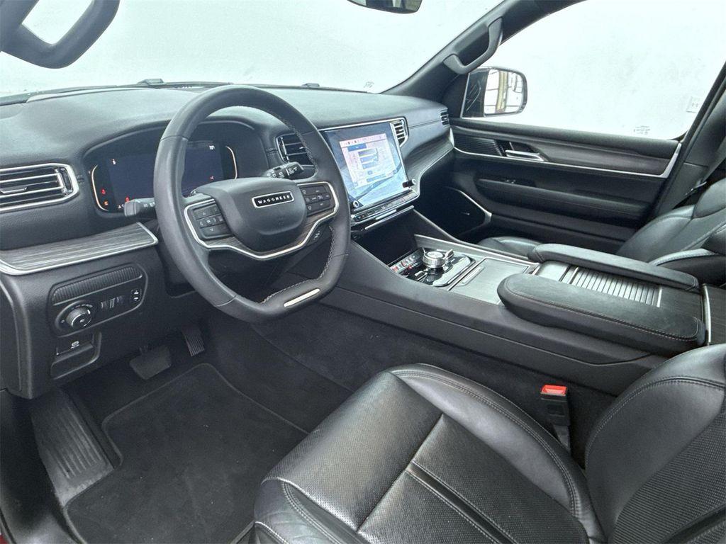 used 2024 Jeep Wagoneer L car, priced at $44,488