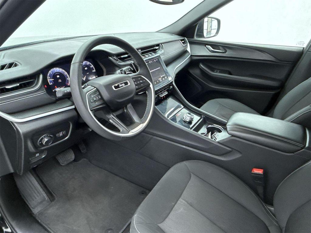 used 2024 Jeep Grand Cherokee L car, priced at $27,888