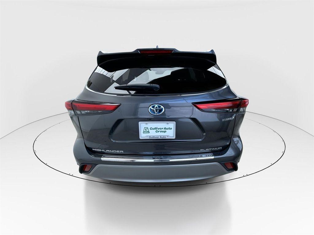 used 2021 Toyota Highlander Hybrid car, priced at $30,598