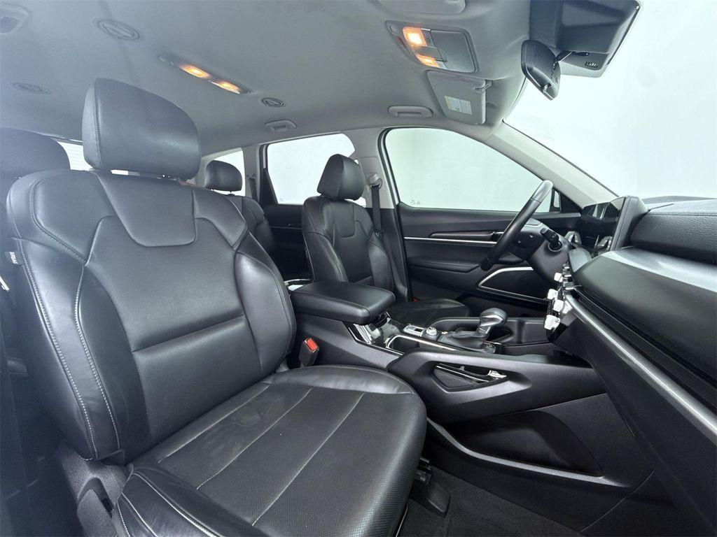 used 2023 Kia Telluride car, priced at $22,988
