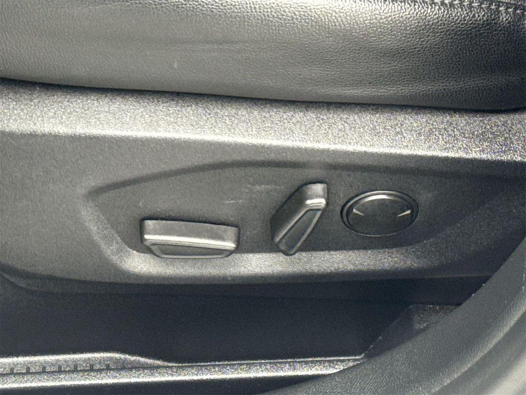 used 2024 Ford Edge car, priced at $22,488