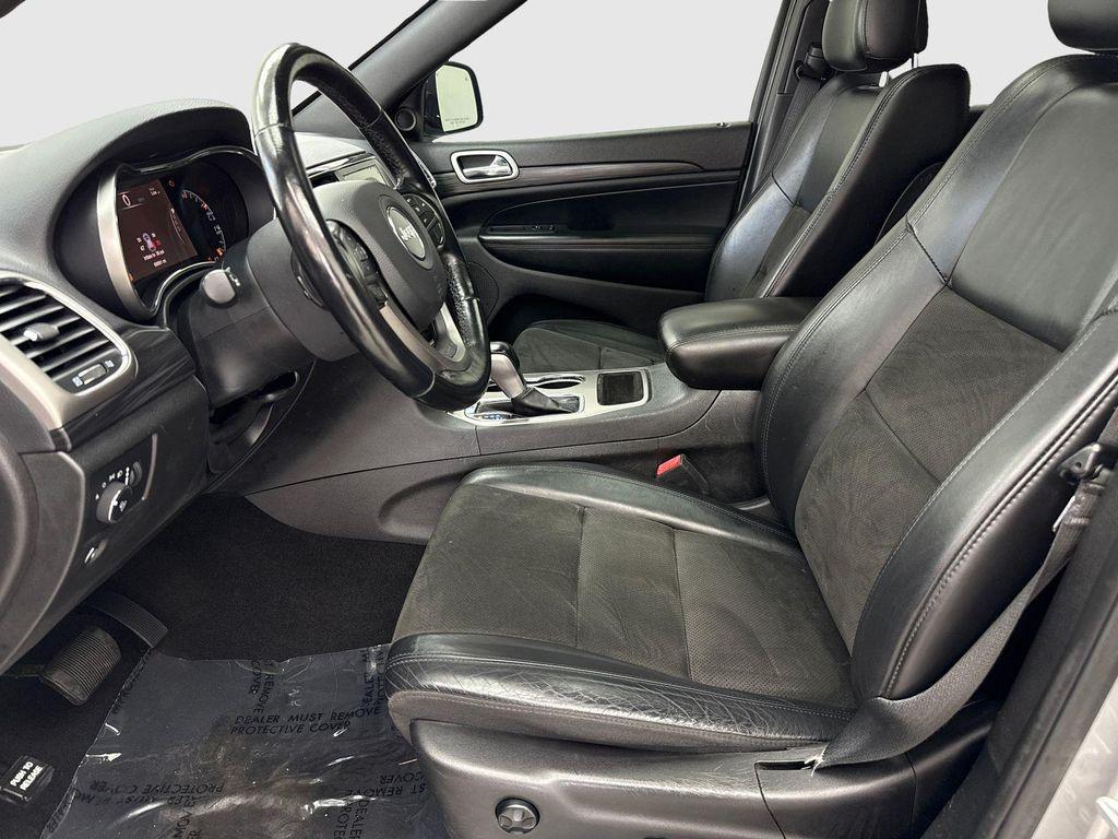 used 2021 Jeep Grand Cherokee car, priced at $21,013