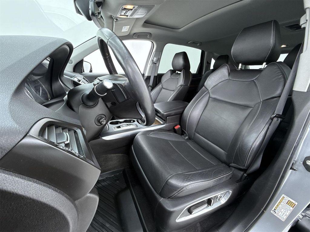 used 2020 Acura MDX car, priced at $21,798