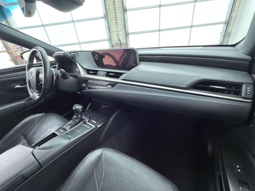 used 2019 Lexus ES 350 car, priced at $28,588