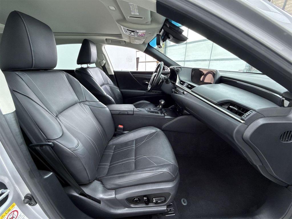 used 2019 Lexus ES 350 car, priced at $28,588