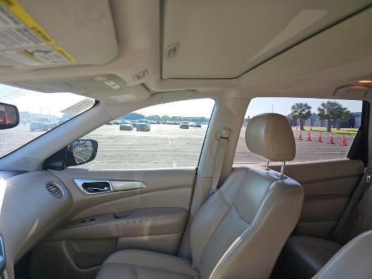 used 2018 Nissan Pathfinder car, priced at $13,213