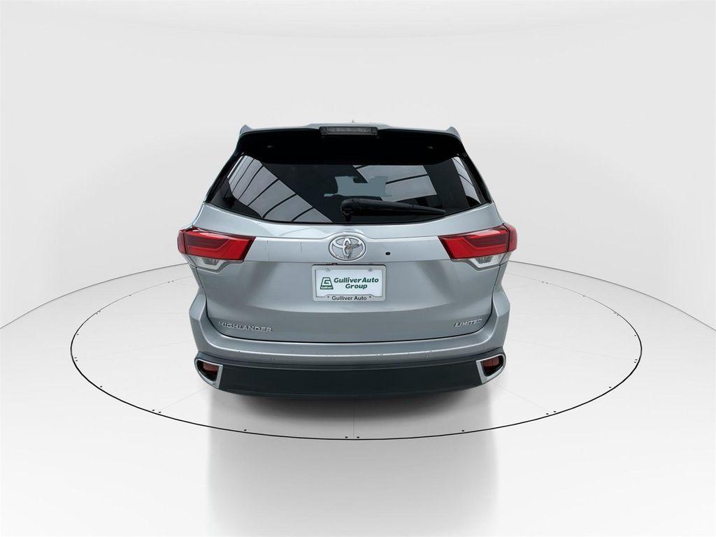 used 2019 Toyota Highlander car, priced at $28,428