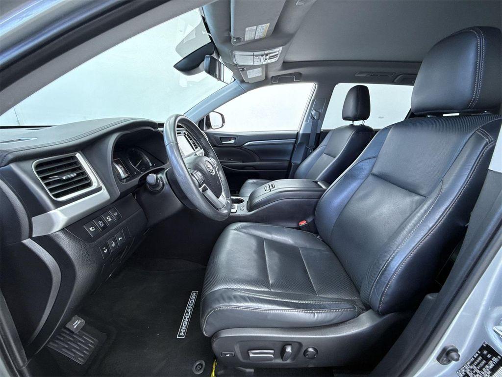 used 2019 Toyota Highlander car, priced at $28,428