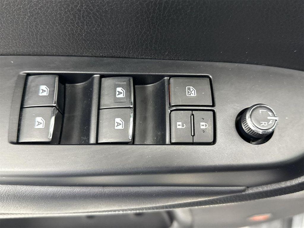 used 2019 Toyota Highlander car, priced at $28,428