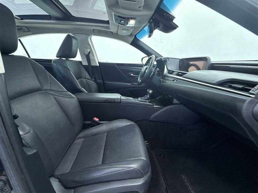used 2019 Lexus ES 350 car, priced at $29,558