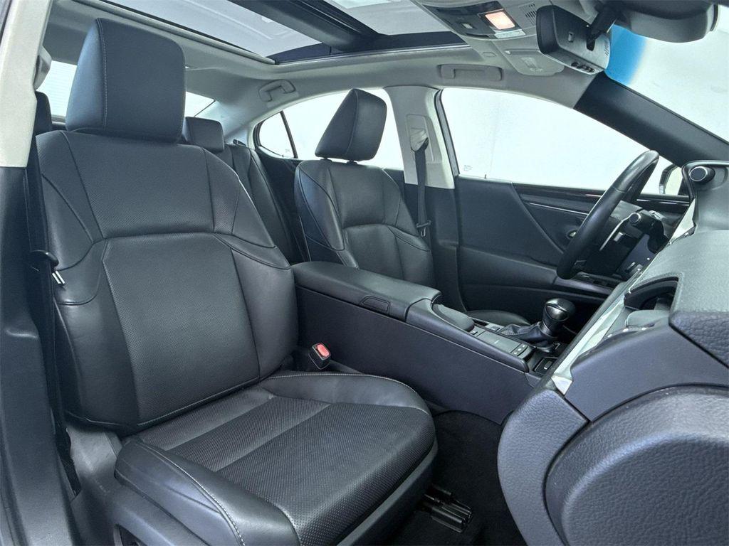 used 2019 Lexus ES 350 car, priced at $29,558