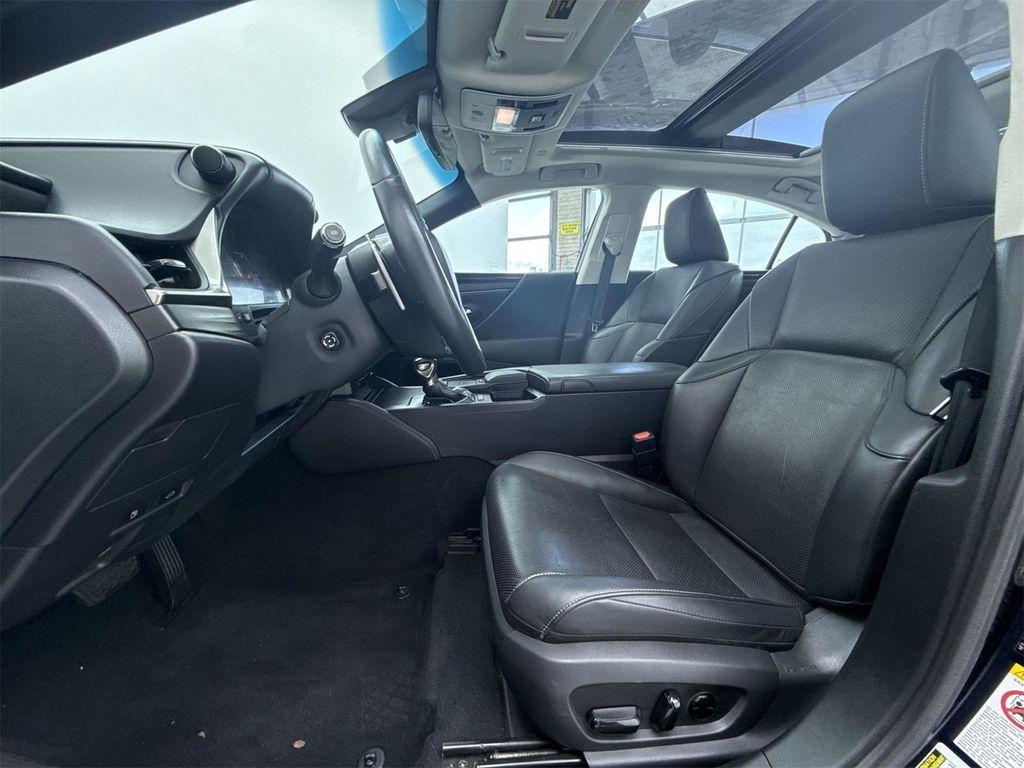 used 2019 Lexus ES 350 car, priced at $29,558
