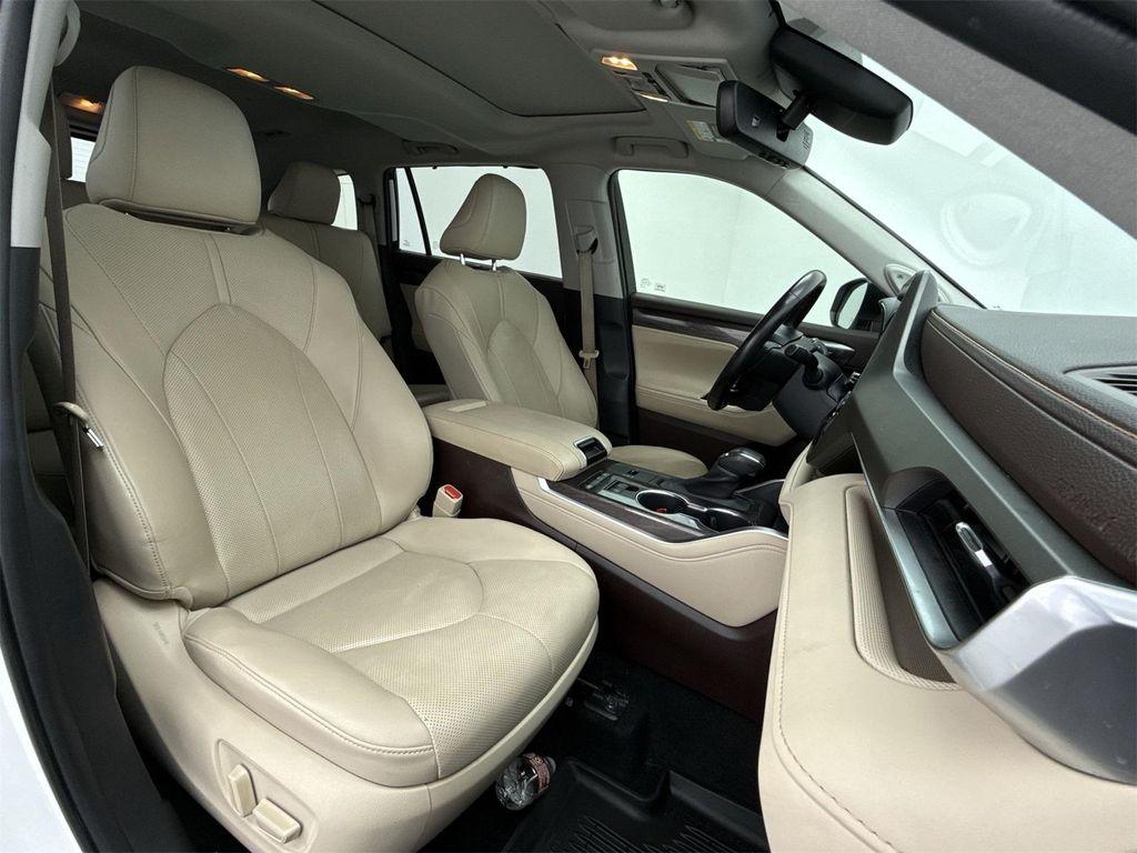 used 2020 Toyota Highlander car, priced at $24,428