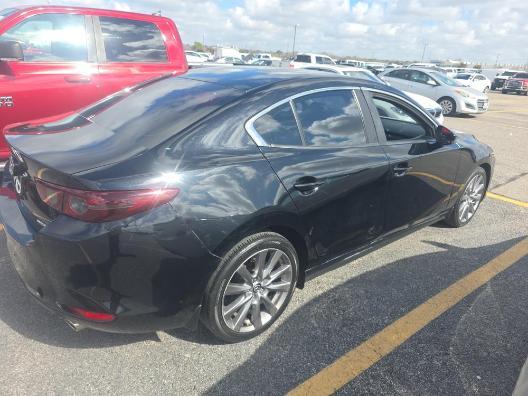 used 2021 Mazda Mazda3 car, priced at $16,588