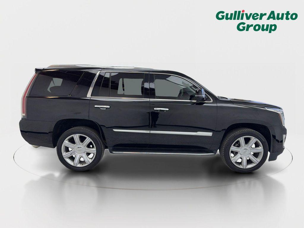 used 2019 Cadillac Escalade car, priced at $31,228