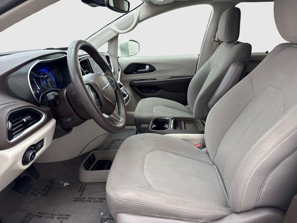 used 2021 Chrysler Pacifica car, priced at $18,688