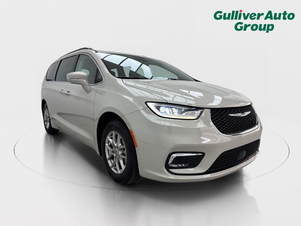 used 2021 Chrysler Pacifica car, priced at $18,688