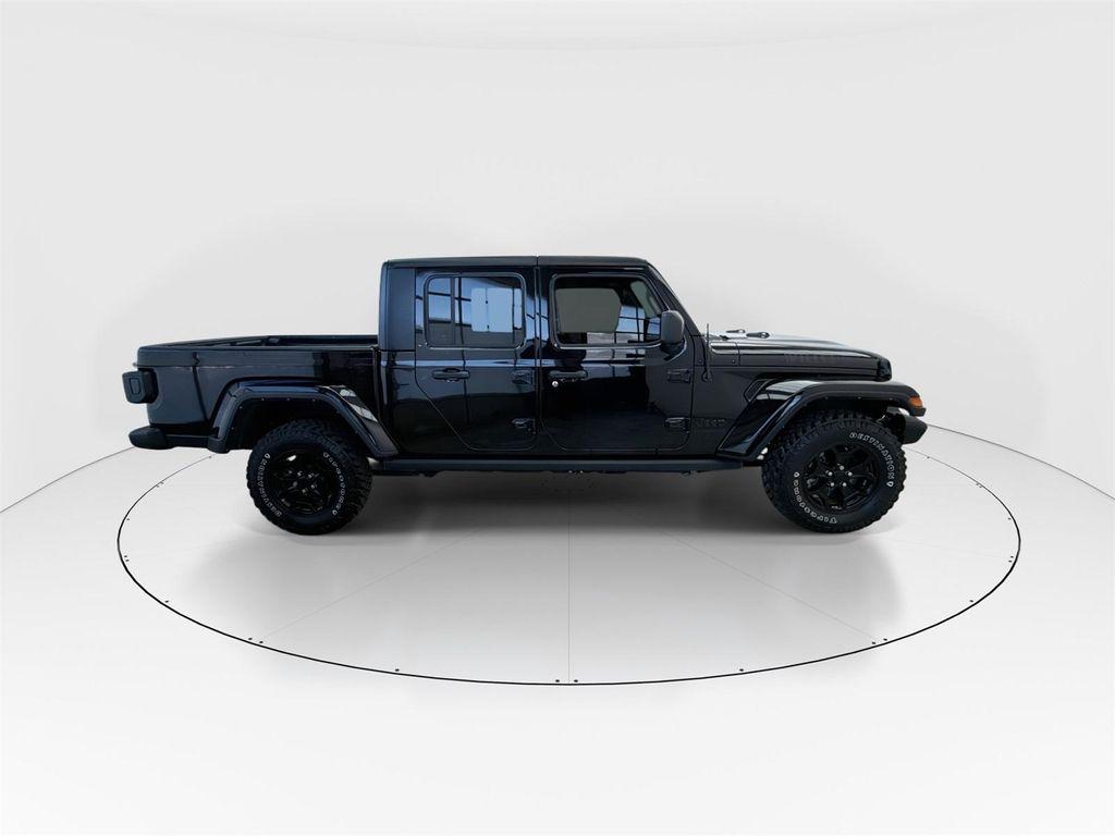 used 2021 Jeep Gladiator car, priced at $28,388