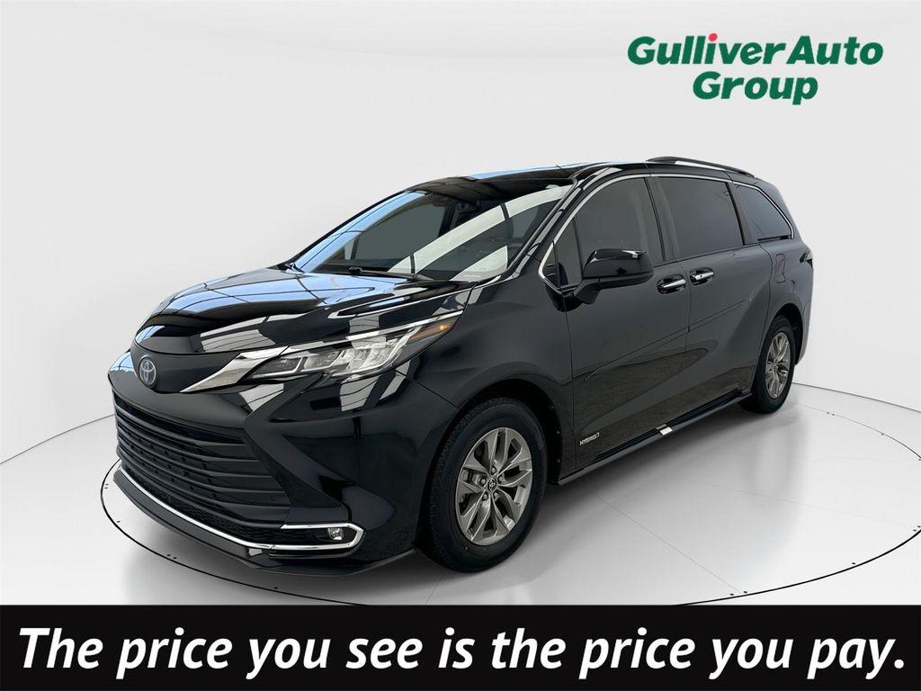 used 2021 Toyota Sienna car, priced at $31,148