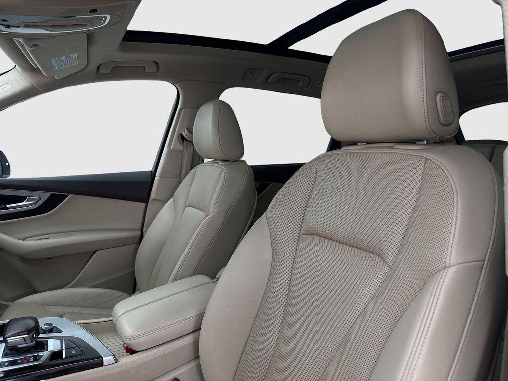 used 2019 Audi Q7 car, priced at $20,288